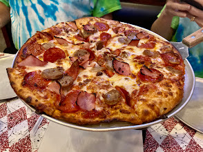 Thin Crust Pizza at Mangiamo’s