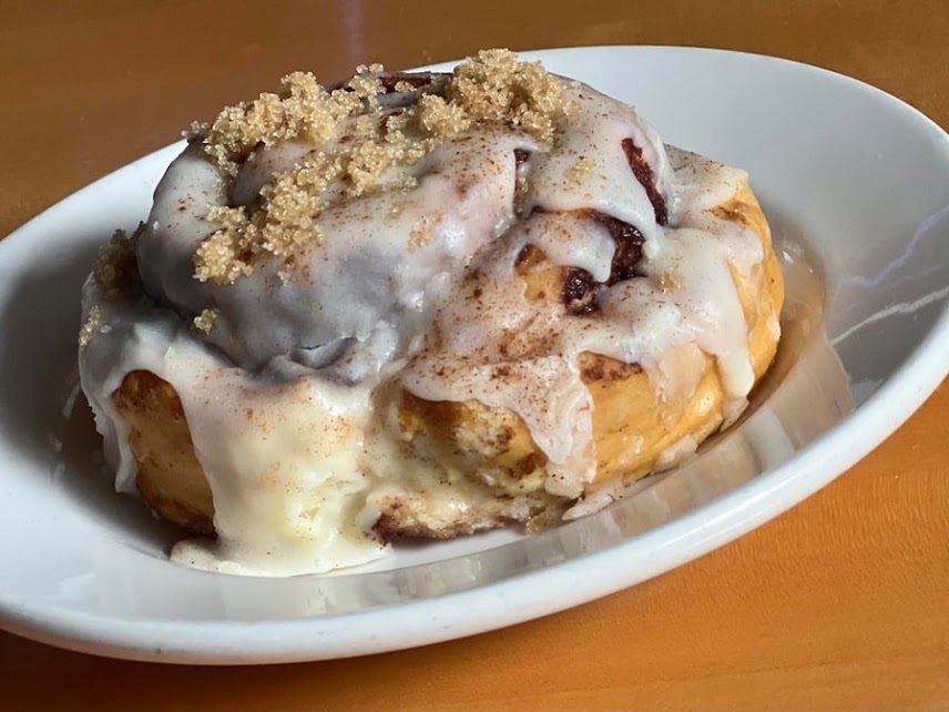 Cinnamon Rolls at Squat ‘N’ Gobble